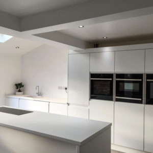 Fitted-kitchen-all-white-units